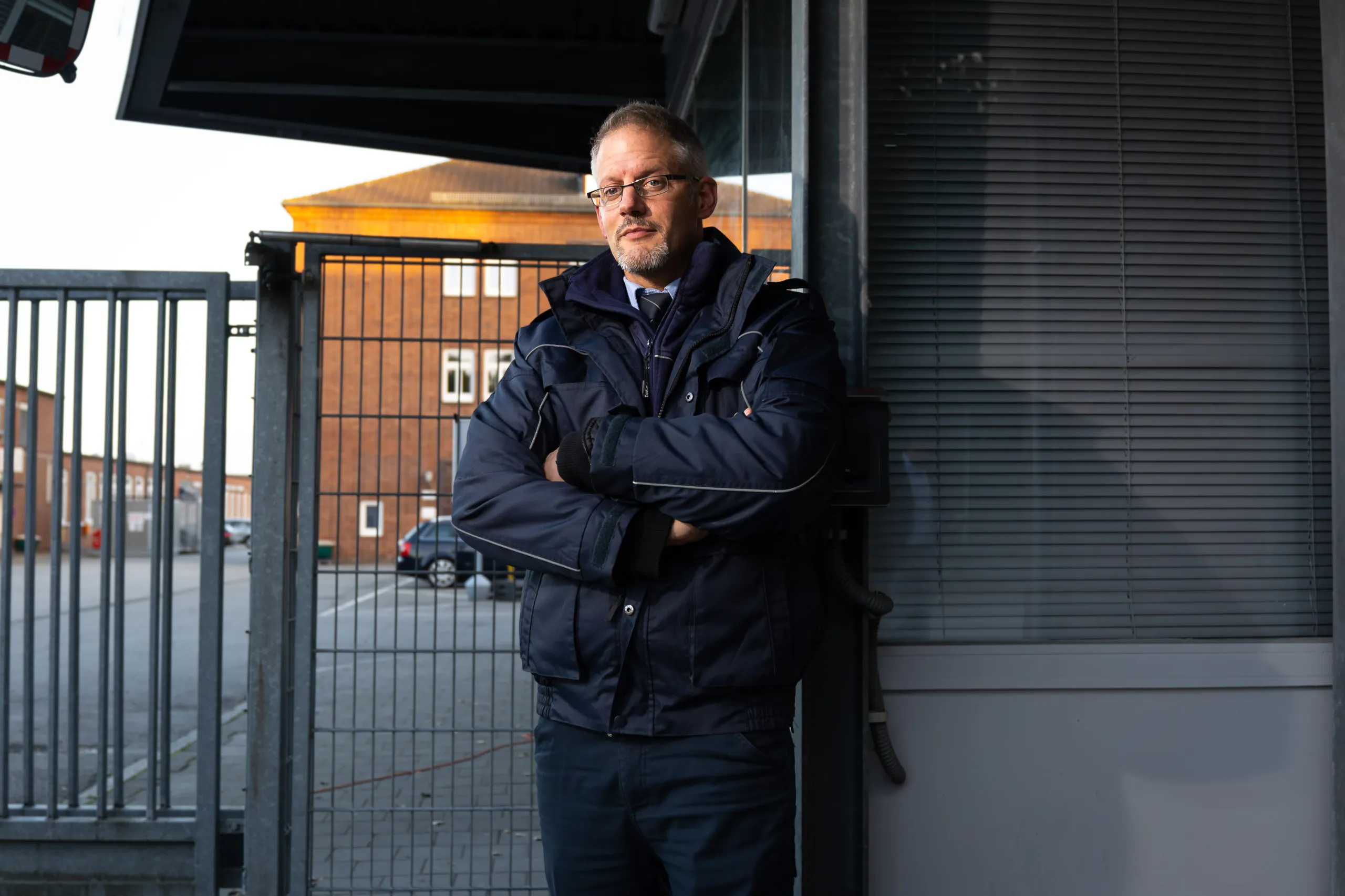 Nächtliche Kontrolle auf einer bewachten Baustelle