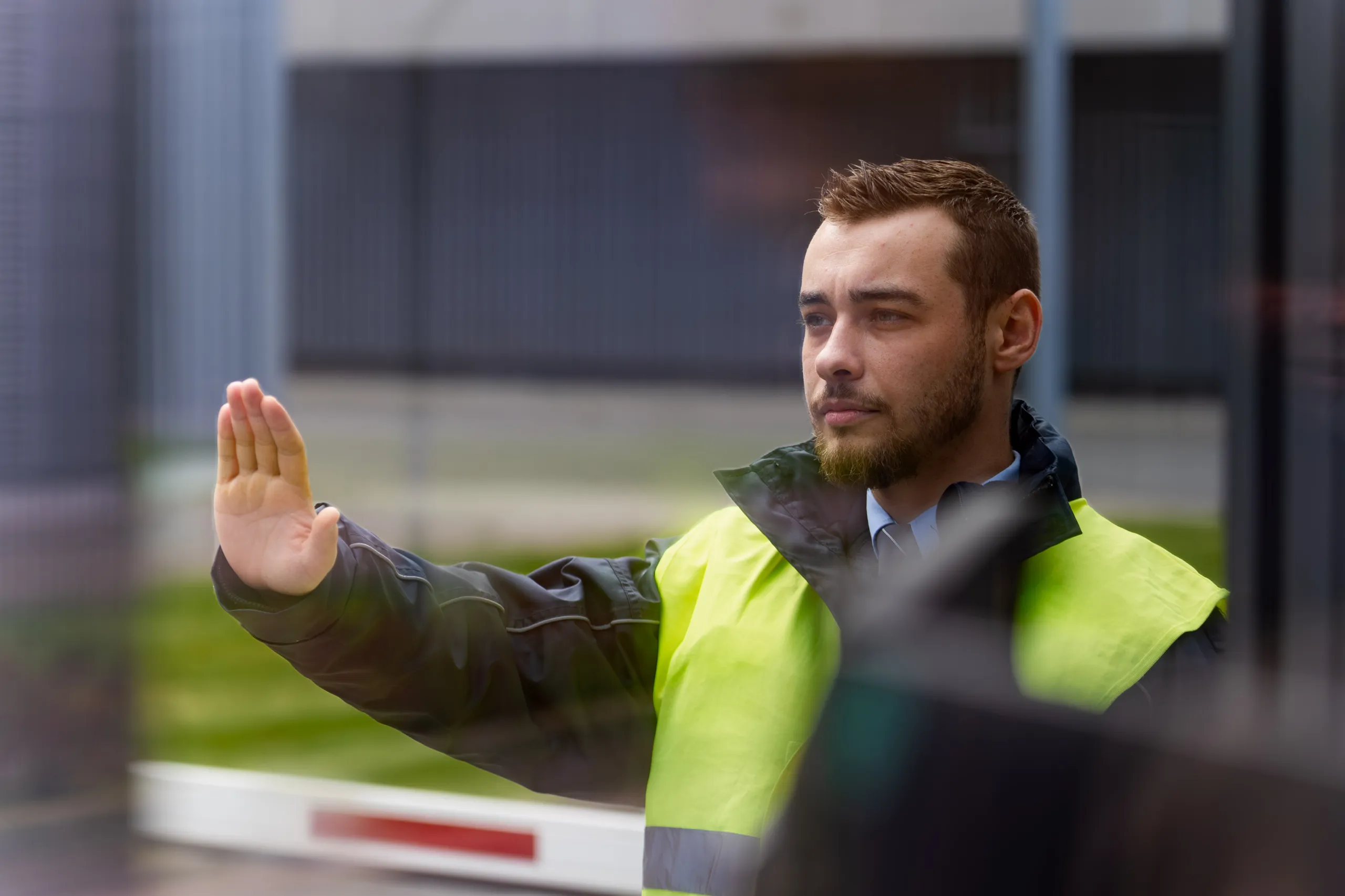 sicherheitsdienst-und-werkschutz-in-hamburg-mit-sicherheit